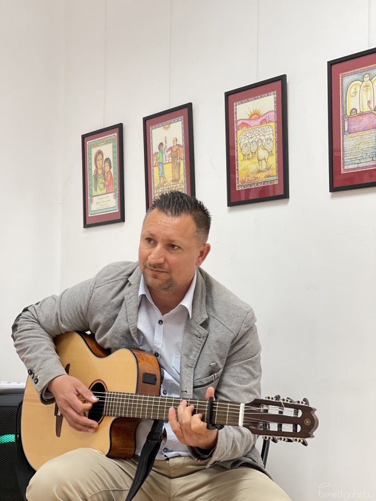 Cigánymesék - Rácz Anikó kiállítása 09